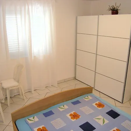 Apartment Murgic *